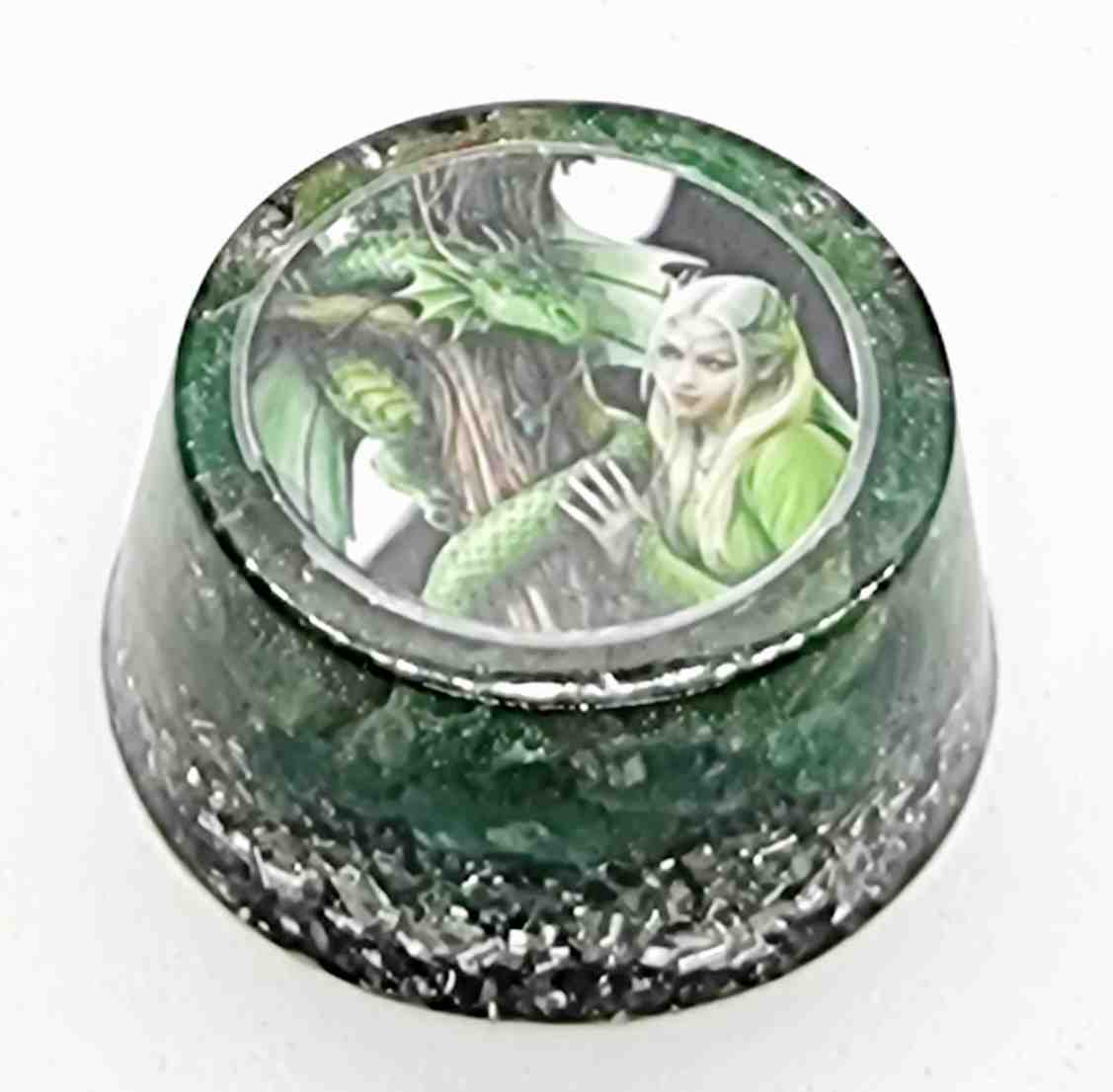 Orgonites, Zak orgonites, Rond Cup Dragonlady
