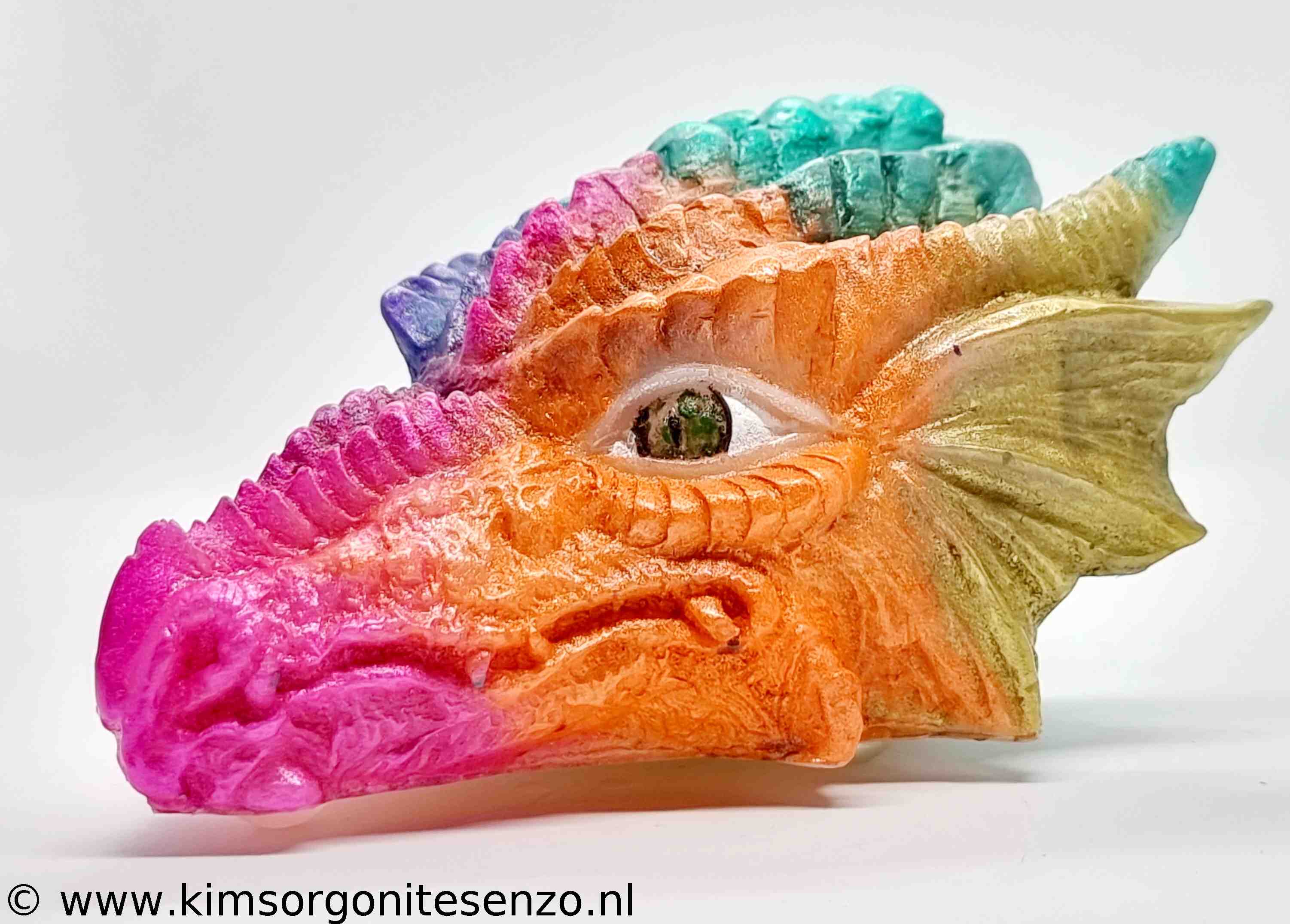 Orgonites, Draken, Koppen Kiki