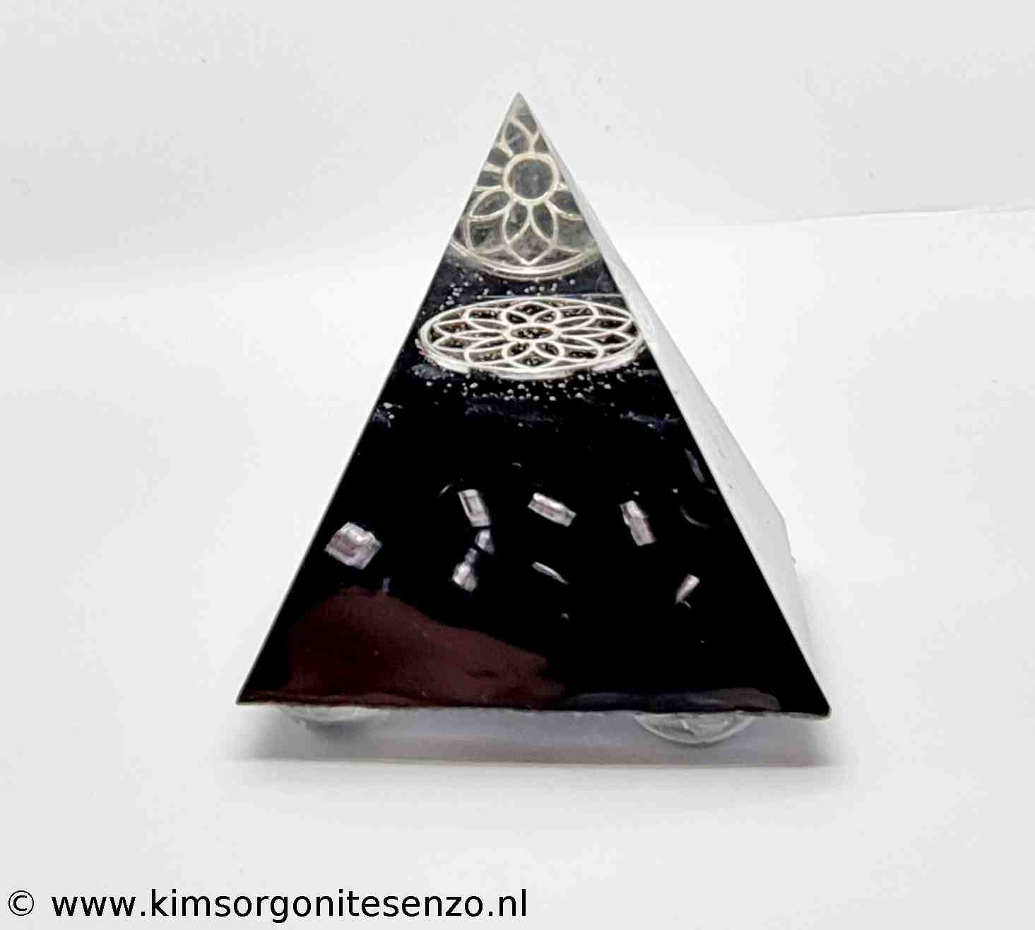 Orgonites, Piramides, Mini Piramide met Zwarte Toermalijn