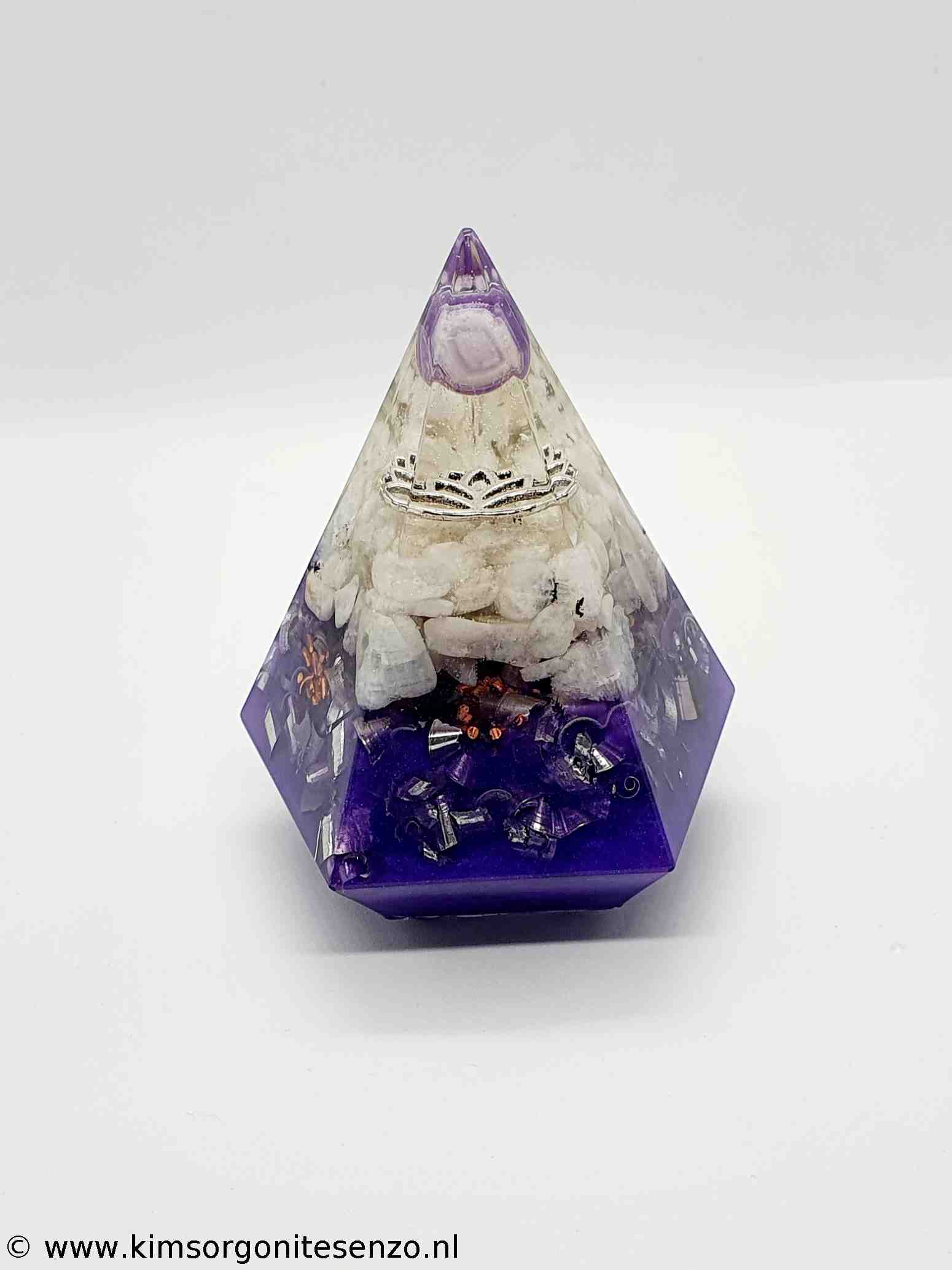 Orgonites, Piramides, Piramide Kegel Medium Vijfhoek Piramide met Amethist en Maansteen