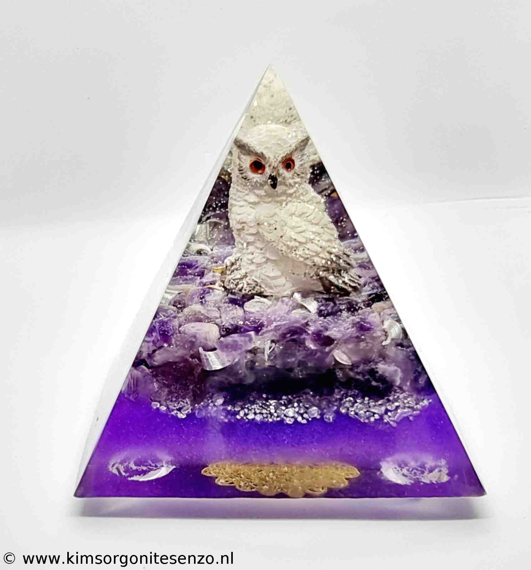 Orgonites, Piramides, Middel Piramide met Amethist en Bergkristal