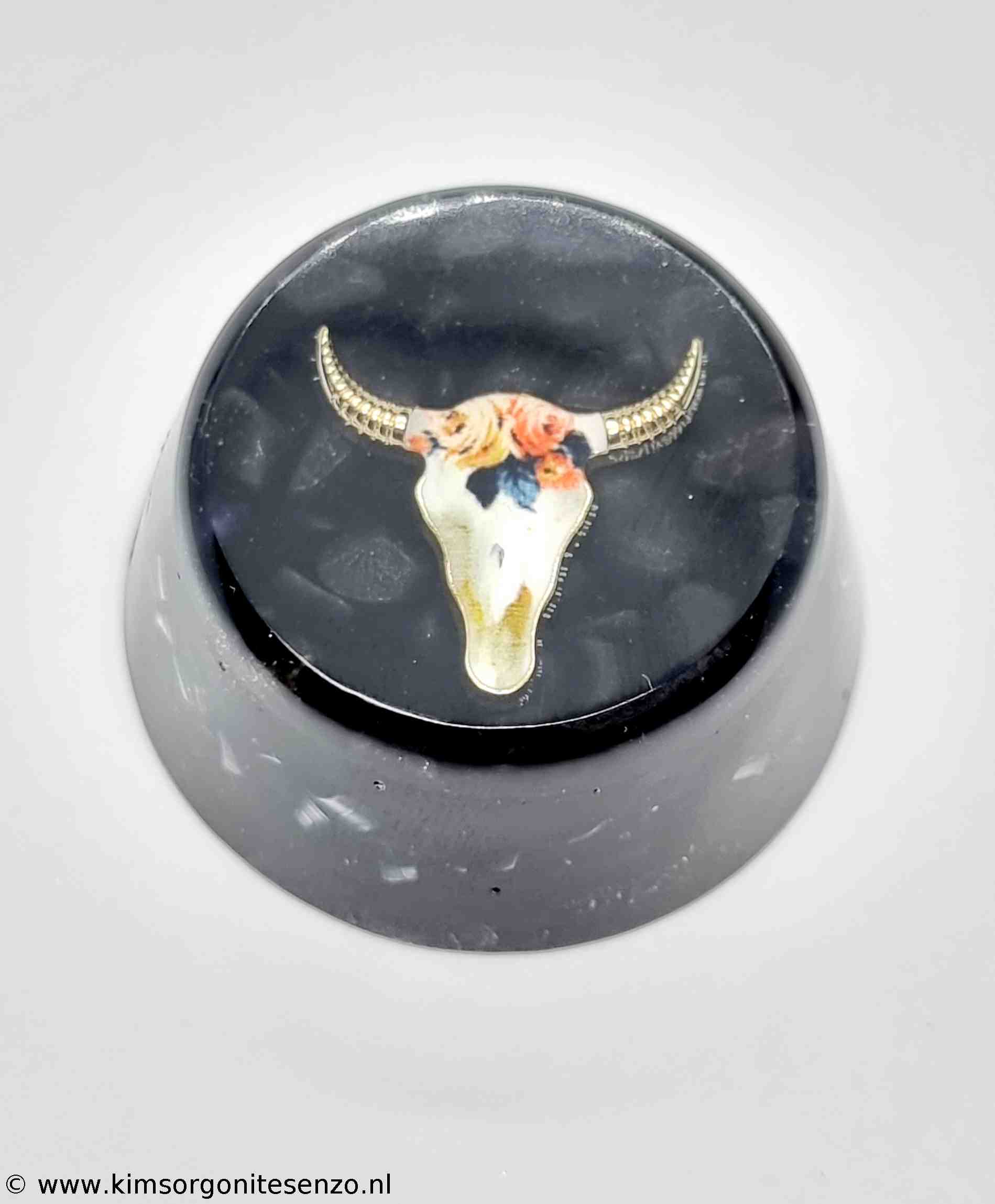 Orgonites, Zak orgonites, Rond Cup Orgonite met Zwarte Onyx