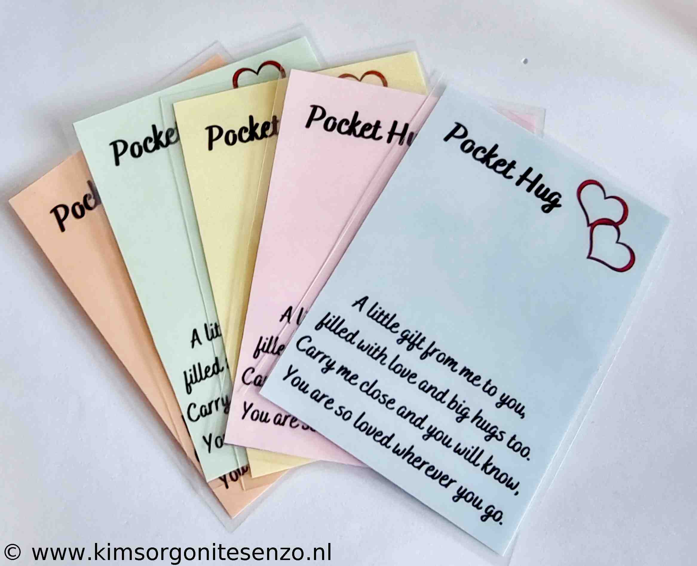 Kaarten, Pockethug Kaartjes Pocket Hug Kaartje A little Gift